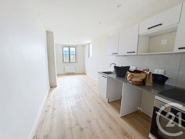 Appartement &agrave; louer - 3 pi&egrave;ces - 64,52 m2 - Avignon - 84 - PROVENCE-ALPES-COTE-D-AZUR