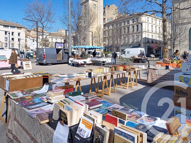 Appartement &agrave; louer - 3 pi&egrave;ces - 64,52 m2 - Avignon - 84 - PROVENCE-ALPES-COTE-D-AZUR