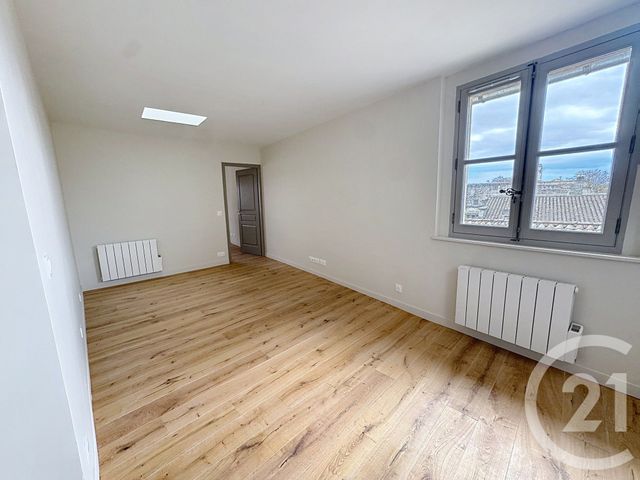 Appartement &agrave; louer - 3 pi&egrave;ces - 64,52 m2 - Avignon - 84 - PROVENCE-ALPES-COTE-D-AZUR