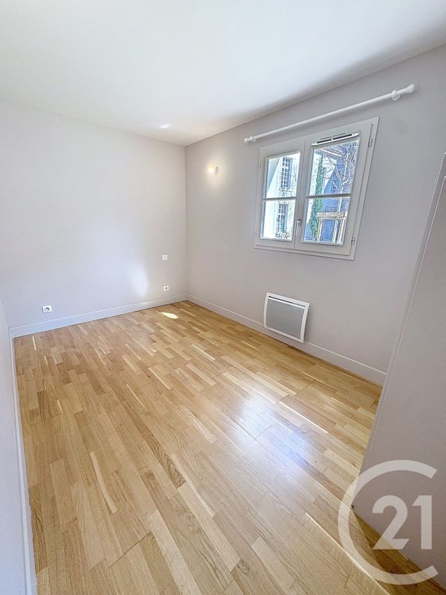 Appartement F3 &agrave; vendre - 3 pi&egrave;ces - 70,04 m2 - Villeneuve Les Avignon - 30 - LANGUEDOC-ROUSSILLON