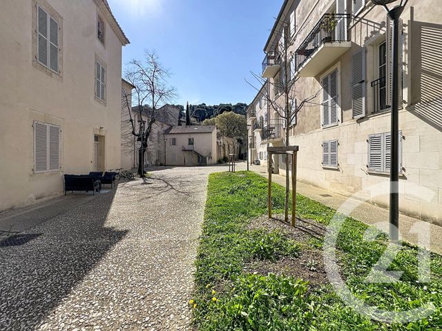 Appartement F3 &agrave; vendre - 3 pi&egrave;ces - 70,04 m2 - Villeneuve Les Avignon - 30 - LANGUEDOC-ROUSSILLON