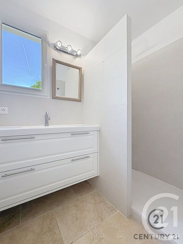 Appartement F2 &agrave; louer - 2 pi&egrave;ces - 49,30 m2 - Les Angles - 30 - LANGUEDOC-ROUSSILLON