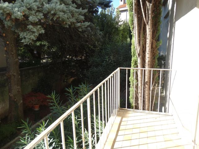 Appartement F3 &agrave; louer - 3 pi&egrave;ces - 73,85 m2 - Avignon - 84 - PROVENCE-ALPES-COTE-D-AZUR