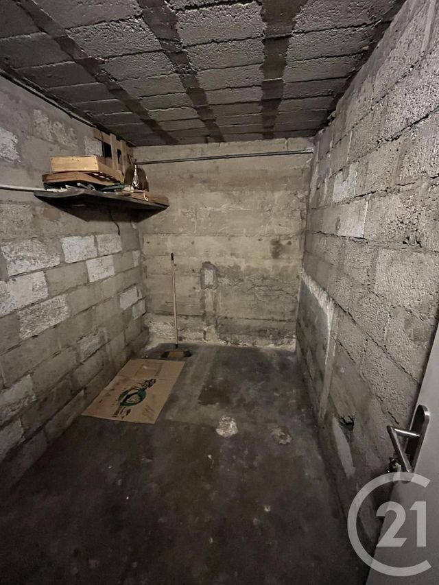 Appartement F3 &agrave; louer - 3 pi&egrave;ces - 73,85 m2 - Avignon - 84 - PROVENCE-ALPES-COTE-D-AZUR