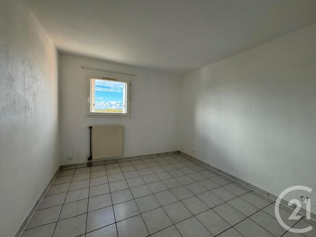 Appartement F3 &agrave; louer - 3 pi&egrave;ces - 74 m2 - Les Angles - 30 - LANGUEDOC-ROUSSILLON