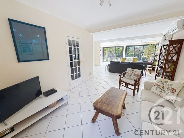 Maison &agrave; louer - 6 pi&egrave;ces - 166 m2 - Villeneuve Les Avignon - 30 - LANGUEDOC-ROUSSILLON