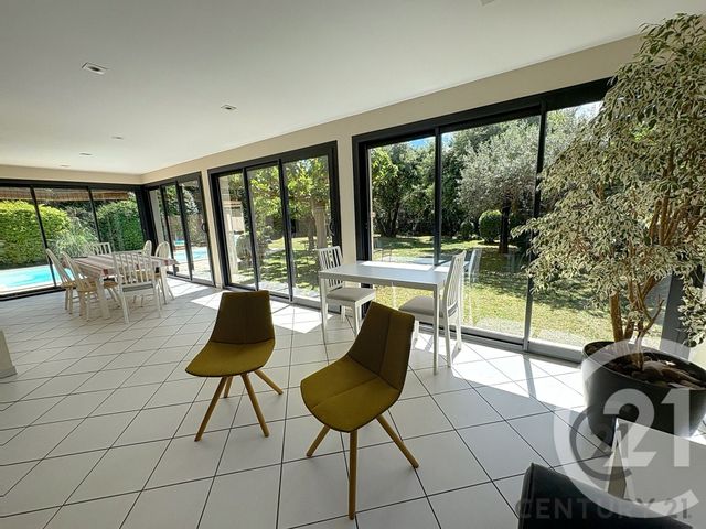 Maison &agrave; louer - 6 pi&egrave;ces - 166 m2 - Villeneuve Les Avignon - 30 - LANGUEDOC-ROUSSILLON
