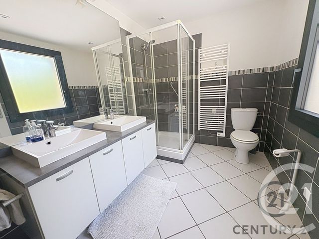 Maison &agrave; louer - 6 pi&egrave;ces - 166 m2 - Villeneuve Les Avignon - 30 - LANGUEDOC-ROUSSILLON