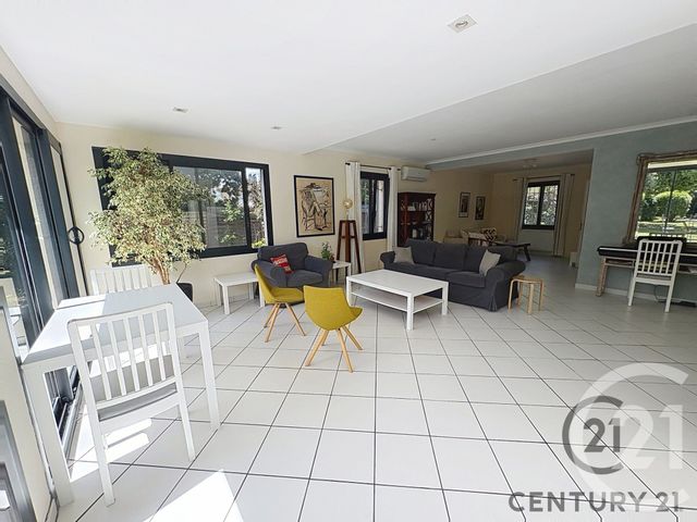 Maison &agrave; louer - 6 pi&egrave;ces - 166 m2 - Villeneuve Les Avignon - 30 - LANGUEDOC-ROUSSILLON