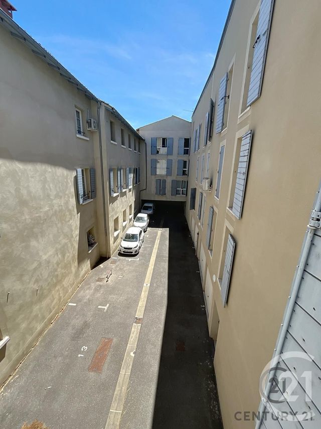 Appartement T2 &agrave; louer - 2 pi&egrave;ces - 43 m2 - Avignon - 84 - PROVENCE-ALPES-COTE-D-AZUR