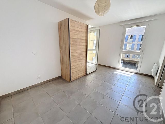 Appartement T2 &agrave; louer - 2 pi&egrave;ces - 43 m2 - Avignon - 84 - PROVENCE-ALPES-COTE-D-AZUR