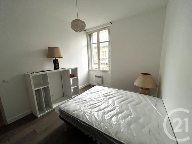 Appartement F3 &agrave; louer - 3 pi&egrave;ces - 66,91 m2 - Avignon - 84 - PROVENCE-ALPES-COTE-D-AZUR
