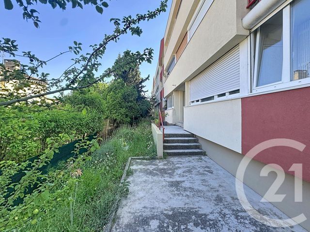 Appartement F3 &agrave; vendre - 3 pi&egrave;ces - 64 m2 - Villeneuve Les Avignon - 30 - LANGUEDOC-ROUSSILLON