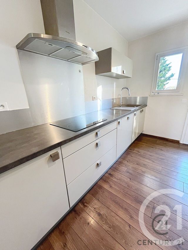 Appartement T3 &agrave; louer - 3 pi&egrave;ces - 71,38 m2 - Villeneuve Les Avignon - 30 - LANGUEDOC-ROUSSILLON