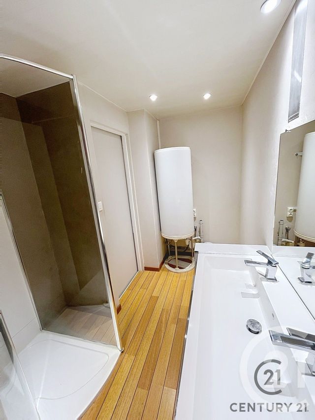 Appartement T3 &agrave; louer - 3 pi&egrave;ces - 71,38 m2 - Villeneuve Les Avignon - 30 - LANGUEDOC-ROUSSILLON