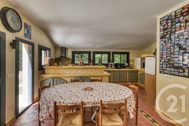 Maison &agrave; vendre - 9 pi&egrave;ces - 283 m2 - Villeneuve Les Avignon - 30 - LANGUEDOC-ROUSSILLON