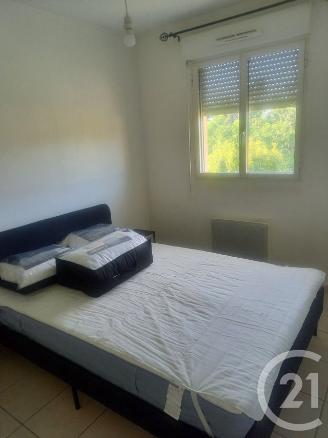Appartement &agrave; louer - 2 pi&egrave;ces - 34 m2 - Avignon - 84 - PROVENCE-ALPES-COTE-D-AZUR