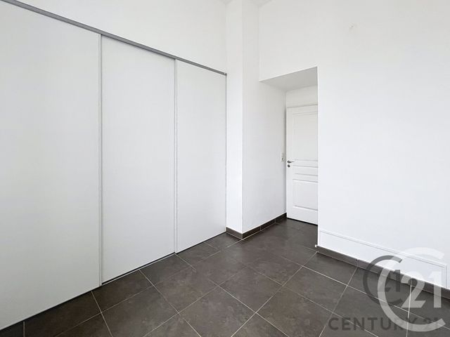 Appartement &agrave; louer - 3 pi&egrave;ces - 48 m2 - Avignon - 84 - PROVENCE-ALPES-COTE-D-AZUR