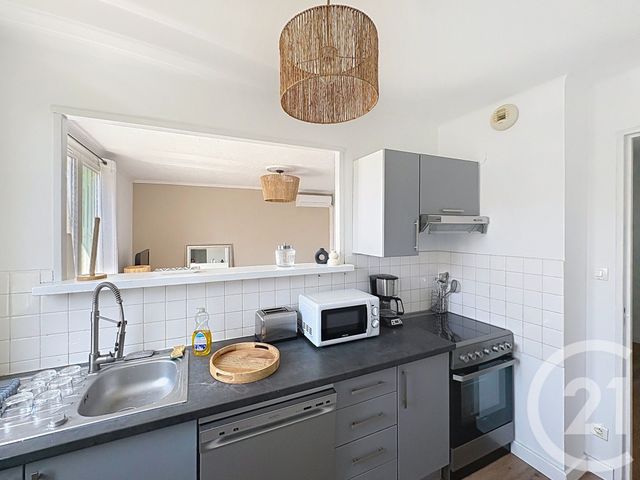 Appartement F4 &agrave; louer - 4 pi&egrave;ces - 67 m2 - Avignon - 84 - PROVENCE-ALPES-COTE-D-AZUR