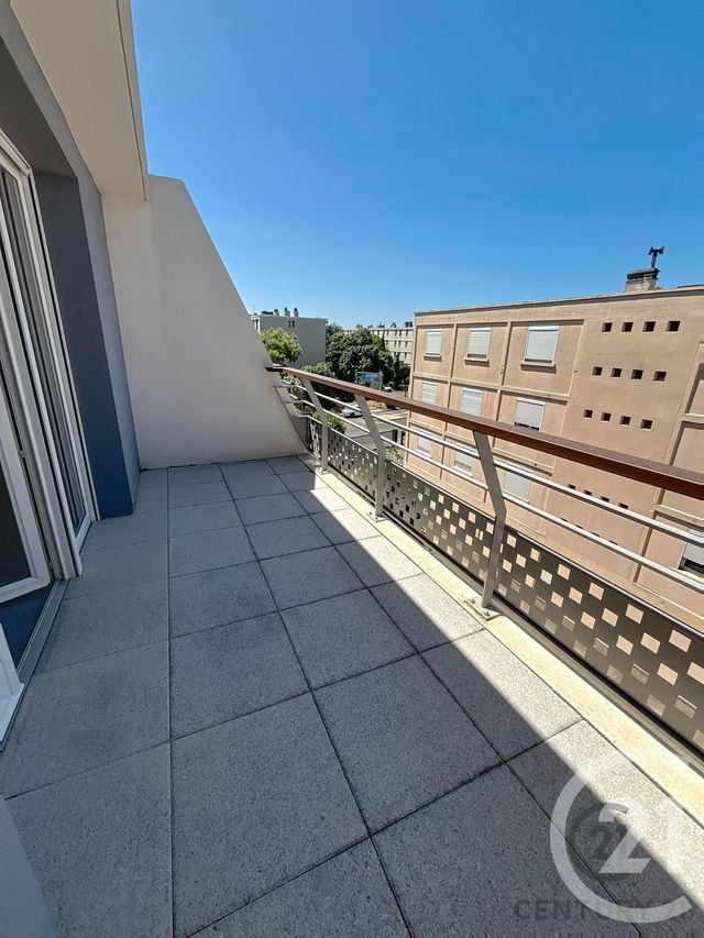 Appartement F1 &agrave; louer - 1 pi&egrave;ce - 29,83 m2 - Avignon - 84 - PROVENCE-ALPES-COTE-D-AZUR