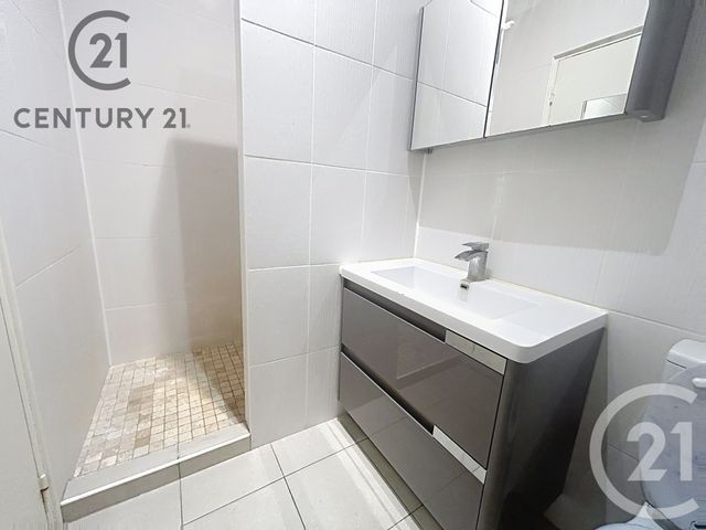 Appartement F2 &agrave; louer - 2 pi&egrave;ces - 49 m2 - Les Angles - 30 - LANGUEDOC-ROUSSILLON
