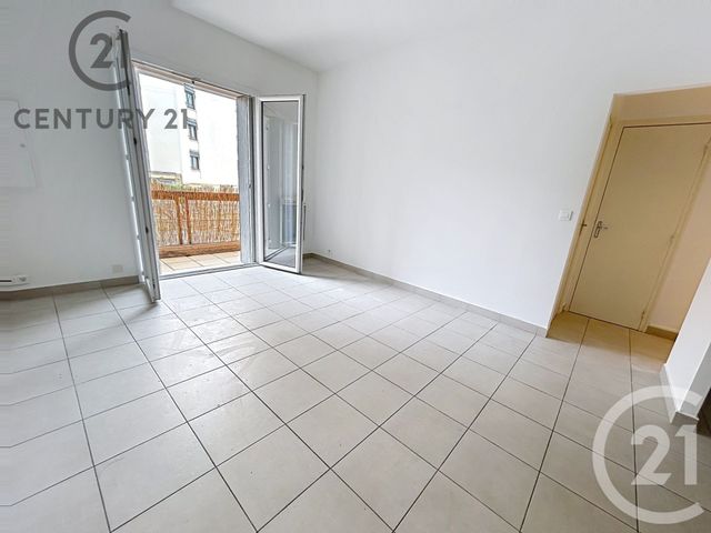 Appartement F2 &agrave; louer - 2 pi&egrave;ces - 49 m2 - Les Angles - 30 - LANGUEDOC-ROUSSILLON