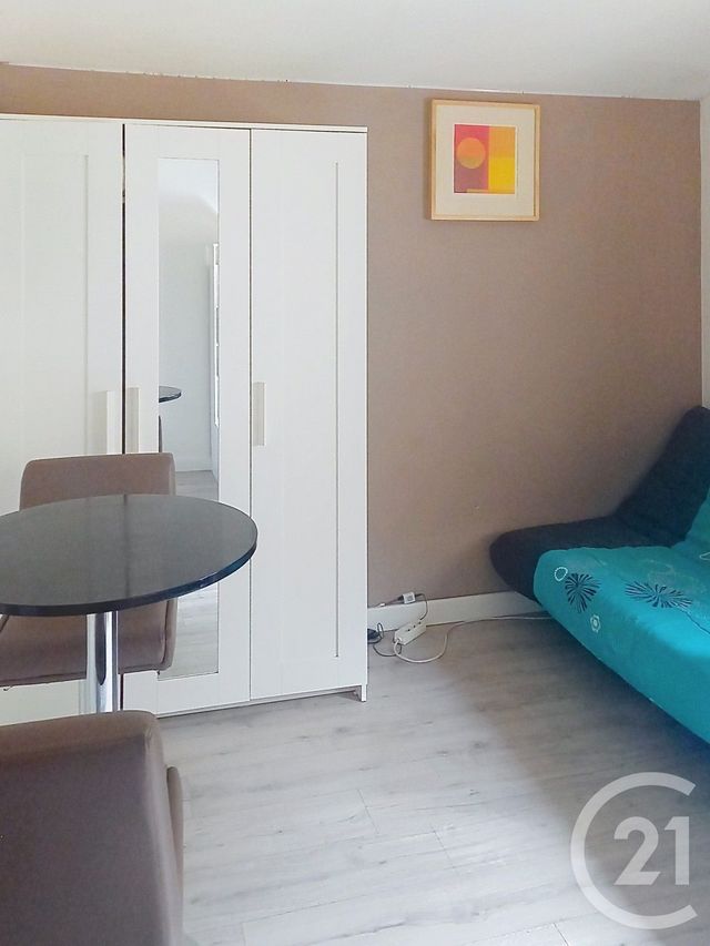 Appartement Studio &agrave; louer - 1 pi&egrave;ce - 18,22 m2 - Avignon - 84 - PROVENCE-ALPES-COTE-D-AZUR
