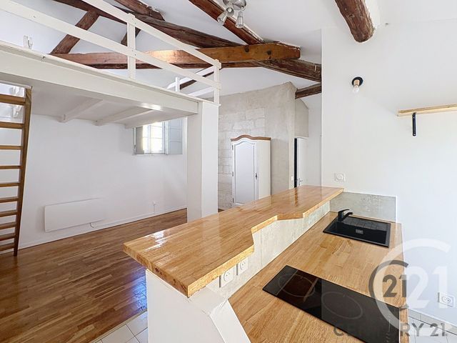 Appartement Studio &agrave; louer - 1 pi&egrave;ce - 29,20 m2 - Villeneuve Les Avignon - 30 - LANGUEDOC-ROUSSILLON