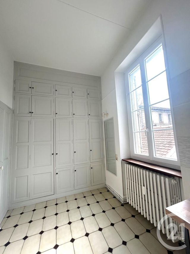 Appartement F3 &agrave; louer - 3 pi&egrave;ces - 73,69 m2 - Avignon - 84 - PROVENCE-ALPES-COTE-D-AZUR