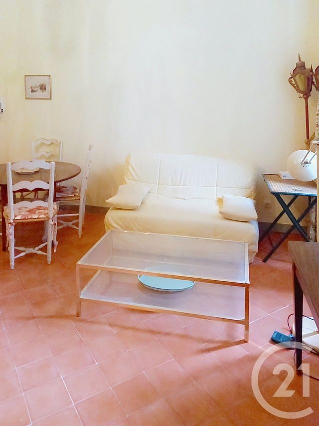 Appartement F2 &agrave; louer - 2 pi&egrave;ces - 43 m2 - Avignon - 84 - PROVENCE-ALPES-COTE-D-AZUR