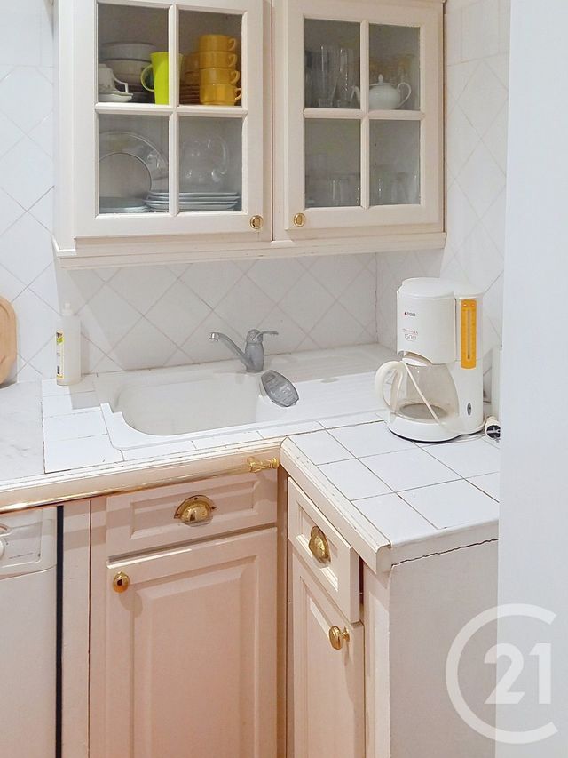 Appartement F2 &agrave; louer - 2 pi&egrave;ces - 43 m2 - Avignon - 84 - PROVENCE-ALPES-COTE-D-AZUR