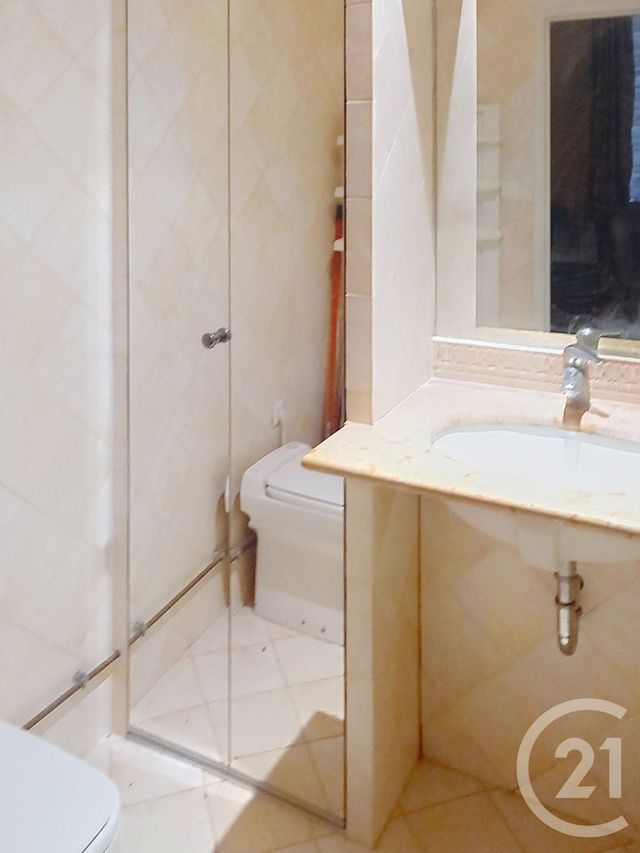 Appartement F2 &agrave; louer - 2 pi&egrave;ces - 43 m2 - Avignon - 84 - PROVENCE-ALPES-COTE-D-AZUR