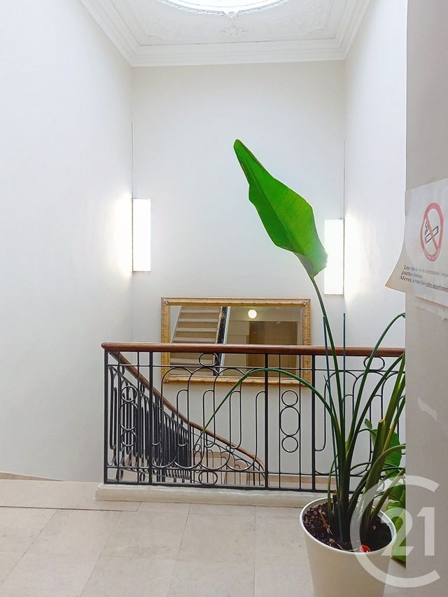 Appartement F2 &agrave; louer - 2 pi&egrave;ces - 43 m2 - Avignon - 84 - PROVENCE-ALPES-COTE-D-AZUR
