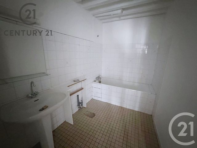 Appartement F5 &agrave; louer - 5 pi&egrave;ces - 85,20 m2 - Avignon - 84 - PROVENCE-ALPES-COTE-D-AZUR