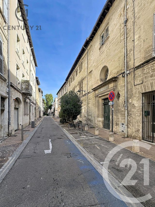 Appartement F5 &agrave; louer - 5 pi&egrave;ces - 85,20 m2 - Avignon - 84 - PROVENCE-ALPES-COTE-D-AZUR