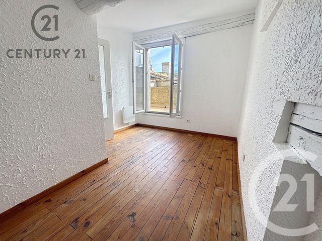 Appartement F5 &agrave; louer - 5 pi&egrave;ces - 85,20 m2 - Avignon - 84 - PROVENCE-ALPES-COTE-D-AZUR
