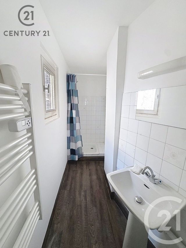 Appartement F5 &agrave; louer - 5 pi&egrave;ces - 85,20 m2 - Avignon - 84 - PROVENCE-ALPES-COTE-D-AZUR