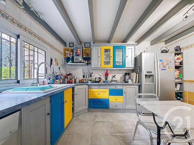 Maison à vendre - 7 pièces - 160,90 m2 - Chennevieres Sur Marne - 94 - ILE-DE-FRANCE