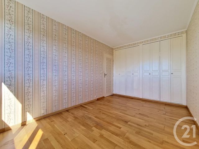 Appartement F4 &agrave; vendre - 4 pi&egrave;ces - 70 m2 - Chennevieres Sur Marne - 94 - ILE-DE-FRANCE