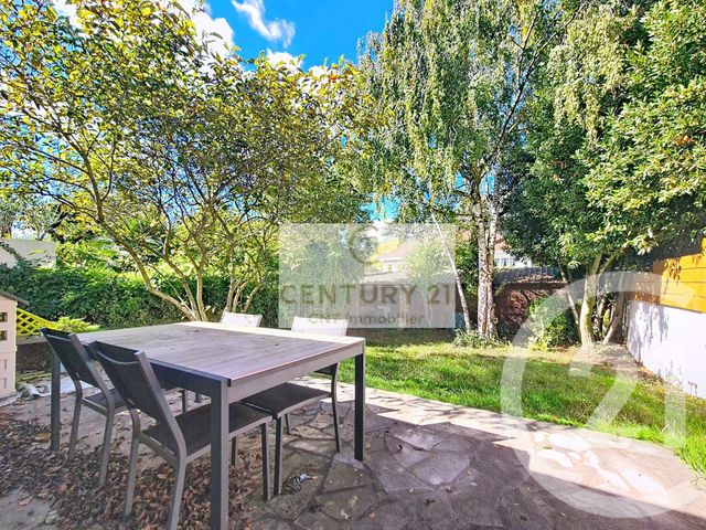 Maison &agrave; vendre - 5 pi&egrave;ces - 116,80 m2 - Ormesson Sur Marne - 94 - ILE-DE-FRANCE