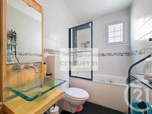 Maison &agrave; vendre - 5 pi&egrave;ces - 116,80 m2 - Ormesson Sur Marne - 94 - ILE-DE-FRANCE