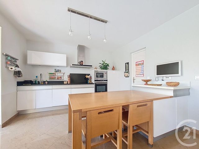 Maison à vendre - 7 pièces - 179 m2 - Chennevieres Sur Marne - 94 - ILE-DE-FRANCE