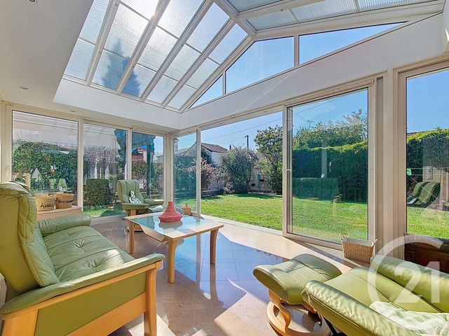 Maison à vendre - 7 pièces - 179 m2 - Chennevieres Sur Marne - 94 - ILE-DE-FRANCE