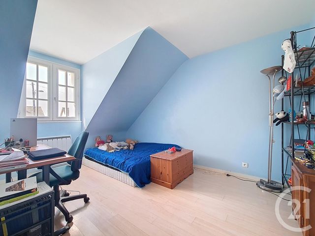 Maison à vendre - 7 pièces - 179 m2 - Chennevieres Sur Marne - 94 - ILE-DE-FRANCE