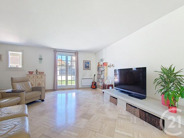 Maison à vendre - 7 pièces - 179 m2 - Chennevieres Sur Marne - 94 - ILE-DE-FRANCE