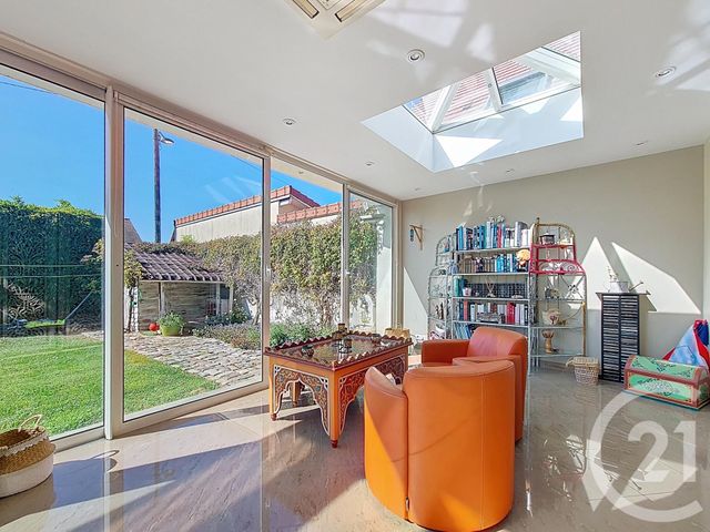 Maison à vendre - 7 pièces - 179 m2 - Chennevieres Sur Marne - 94 - ILE-DE-FRANCE