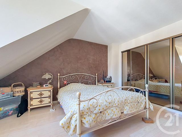 Maison à vendre - 7 pièces - 179 m2 - Chennevieres Sur Marne - 94 - ILE-DE-FRANCE