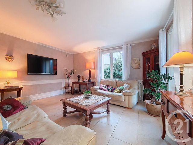 Maison &agrave; vendre - 5 pi&egrave;ces - 137,15 m2 - Ormesson Sur Marne - 94 - ILE-DE-FRANCE