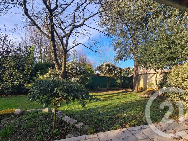 Maison &agrave; vendre - 5 pi&egrave;ces - 137,15 m2 - Ormesson Sur Marne - 94 - ILE-DE-FRANCE