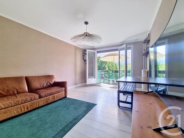 Appartement F3 &agrave; vendre - 3 pi&egrave;ces - 55,85 m2 - Chennevieres Sur Marne - 94 - ILE-DE-FRANCE
